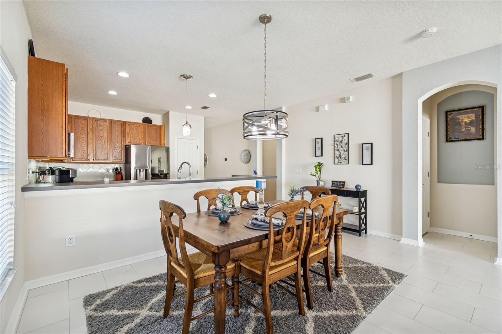 Image 21 of 79 For 5956 Desert Peace Avenue