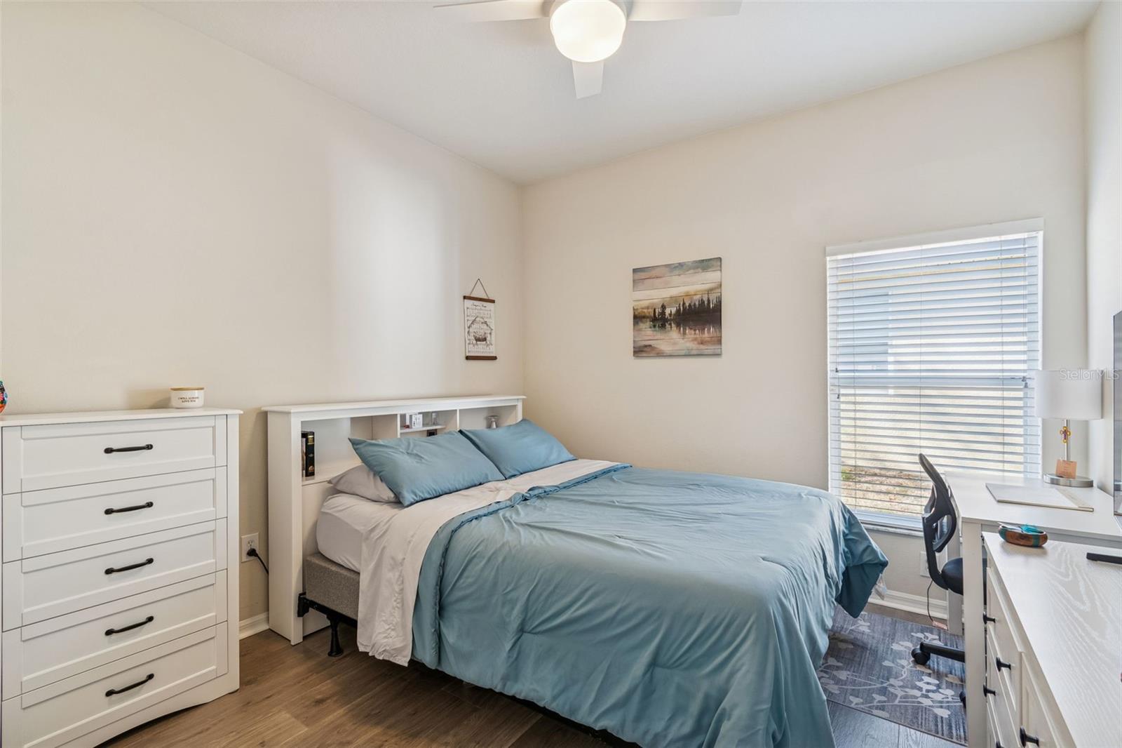 Image 41 of 79 For 5956 Desert Peace Avenue