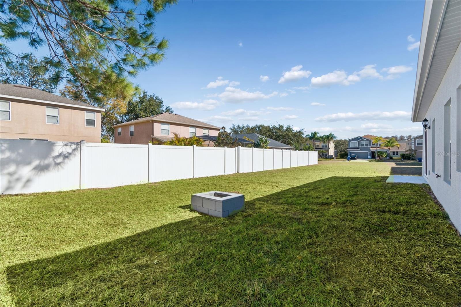 Image 49 of 79 For 5956 Desert Peace Avenue