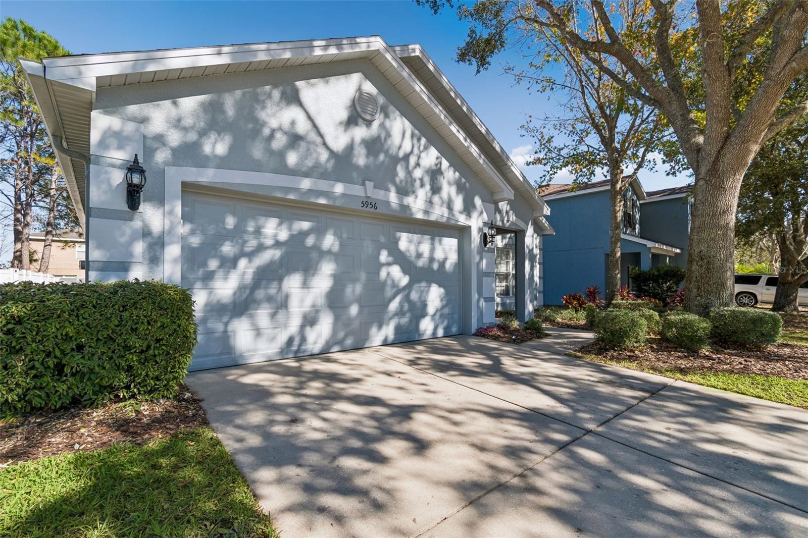 Image 5 of 79 For 5956 Desert Peace Avenue