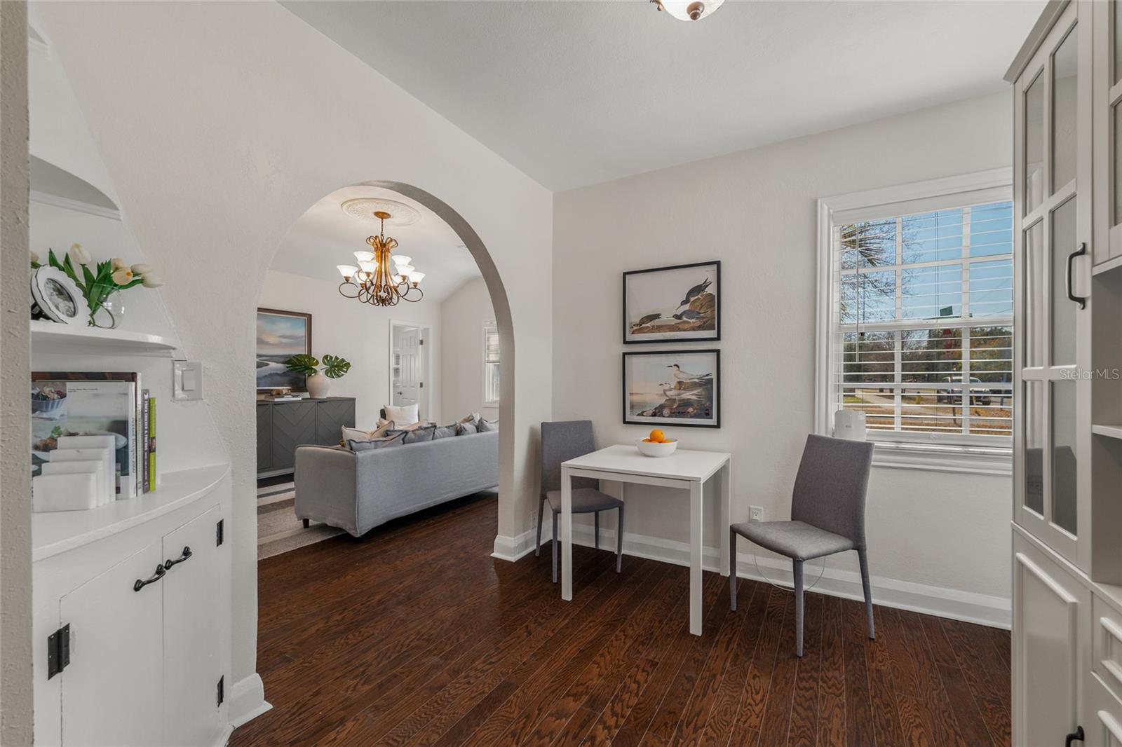 Image 12 of 55 For 300 Idlewild Avenue