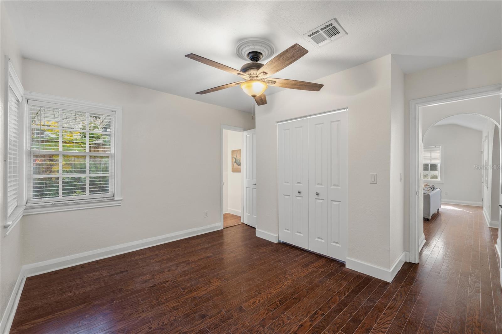 Image 28 of 55 For 300 Idlewild Avenue