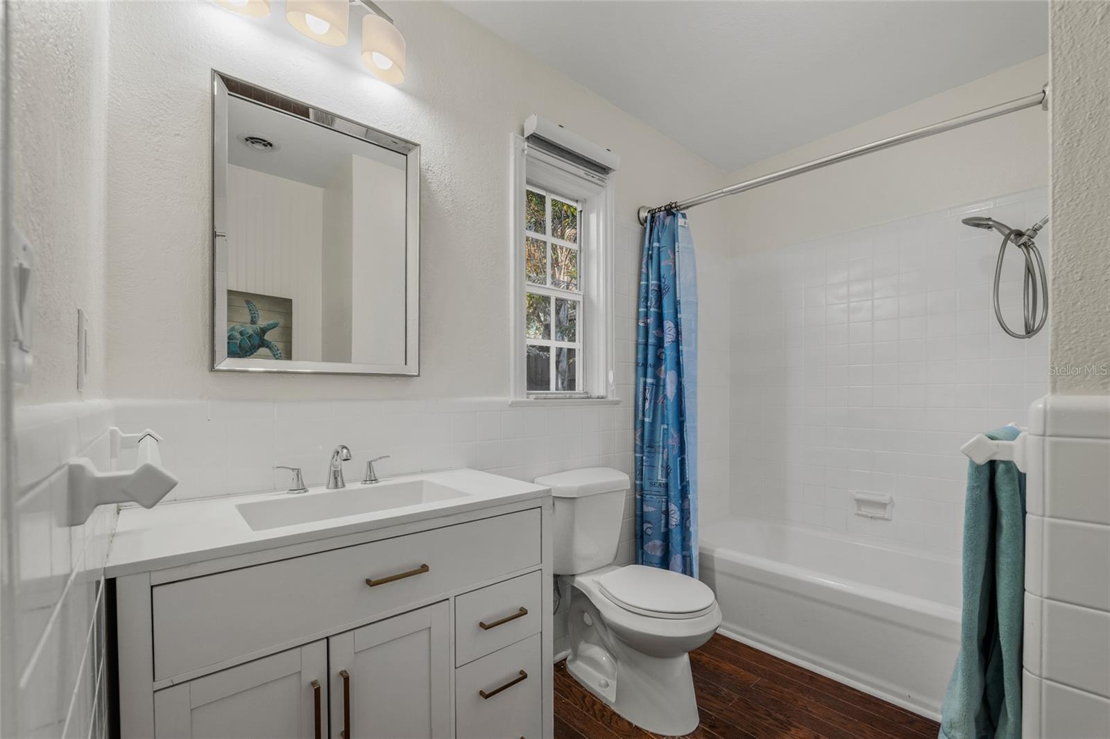 Image 32 of 55 For 300 Idlewild Avenue