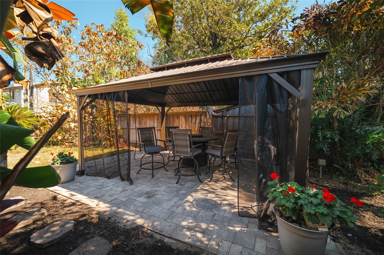 Image 39 of 55 For 300 Idlewild Avenue