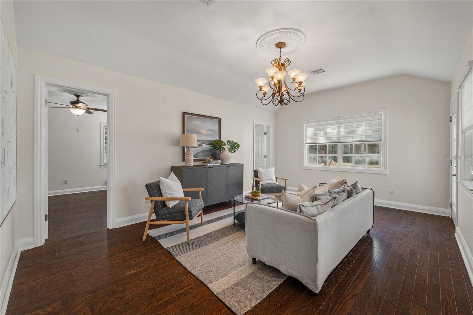 Image 5 of 55 For 300 Idlewild Avenue