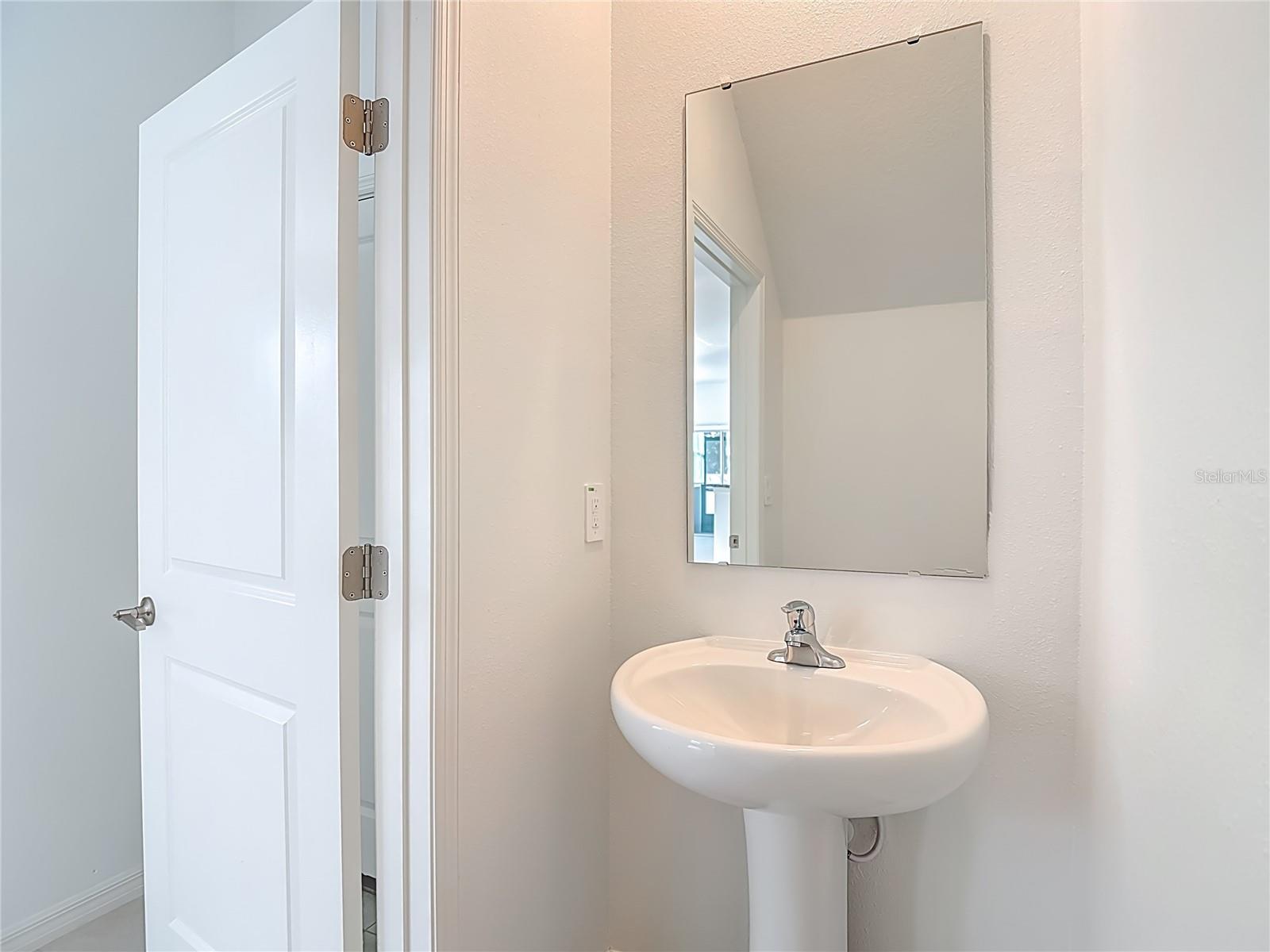 Image 13 of 38 For 6170 Shiner Street