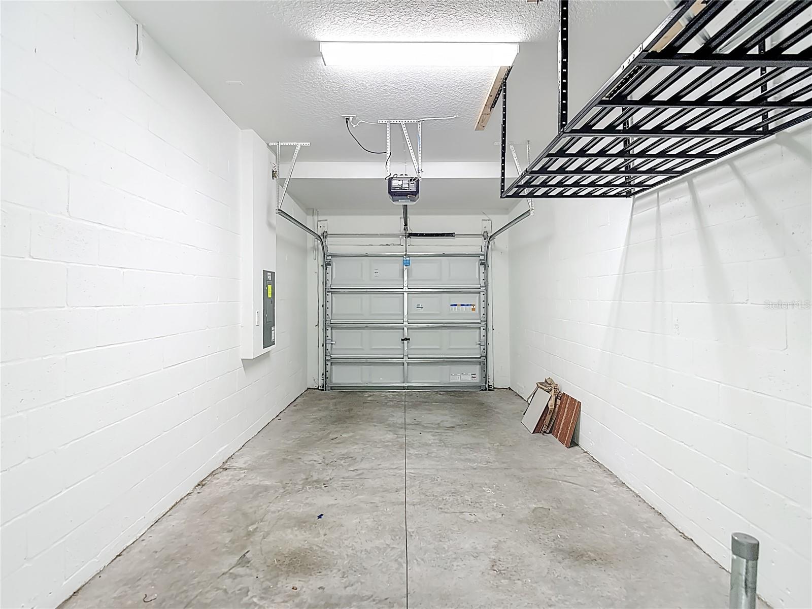 Image 28 of 38 For 6170 Shiner Street