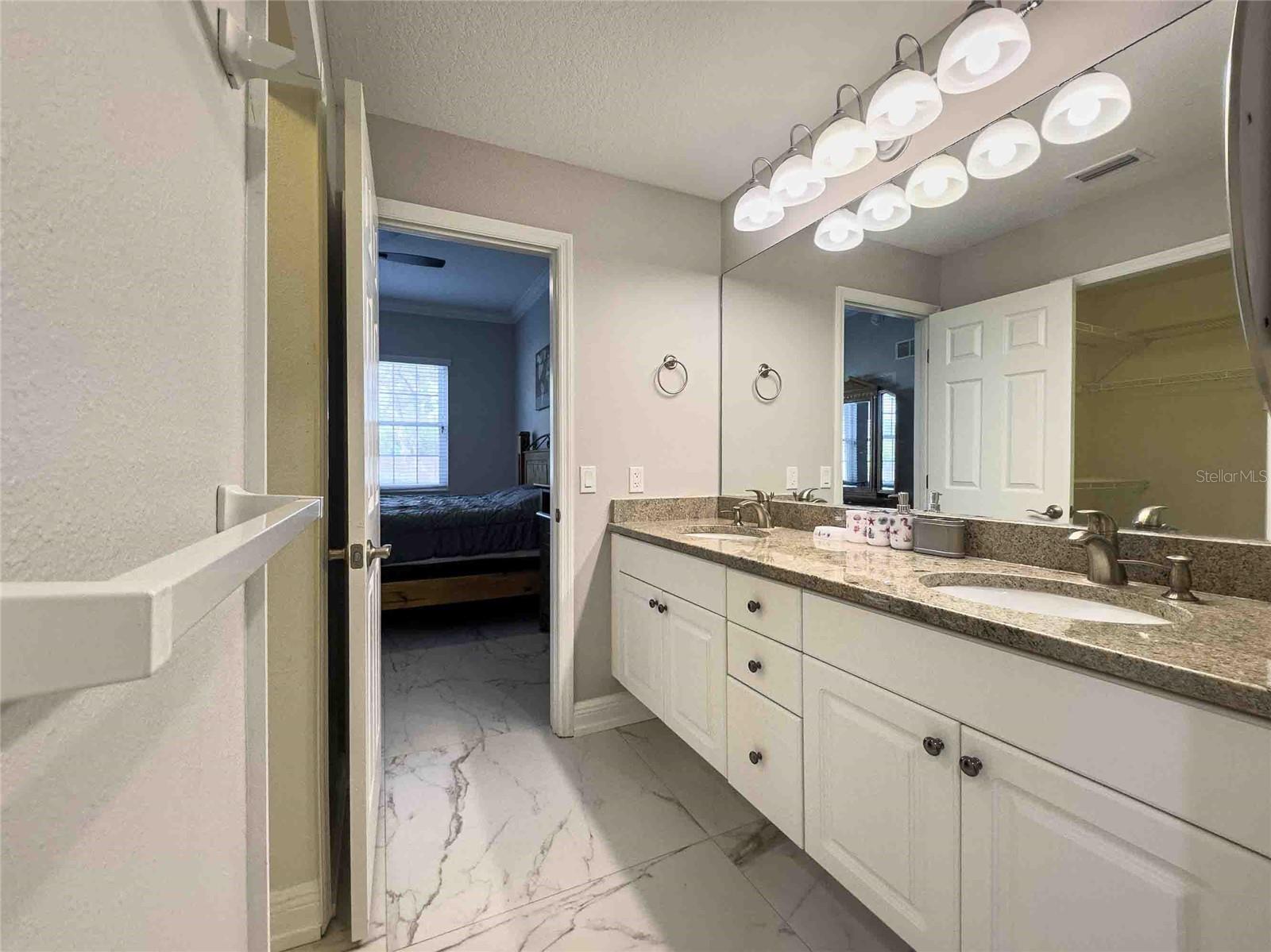 Image 21 of 28 For 21011 Picasso Ct  I-103