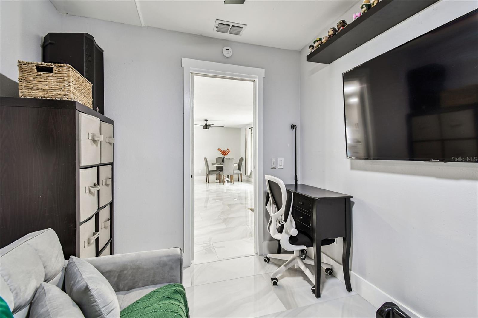 Image 31 of 97 For 3 Booth Boulevard