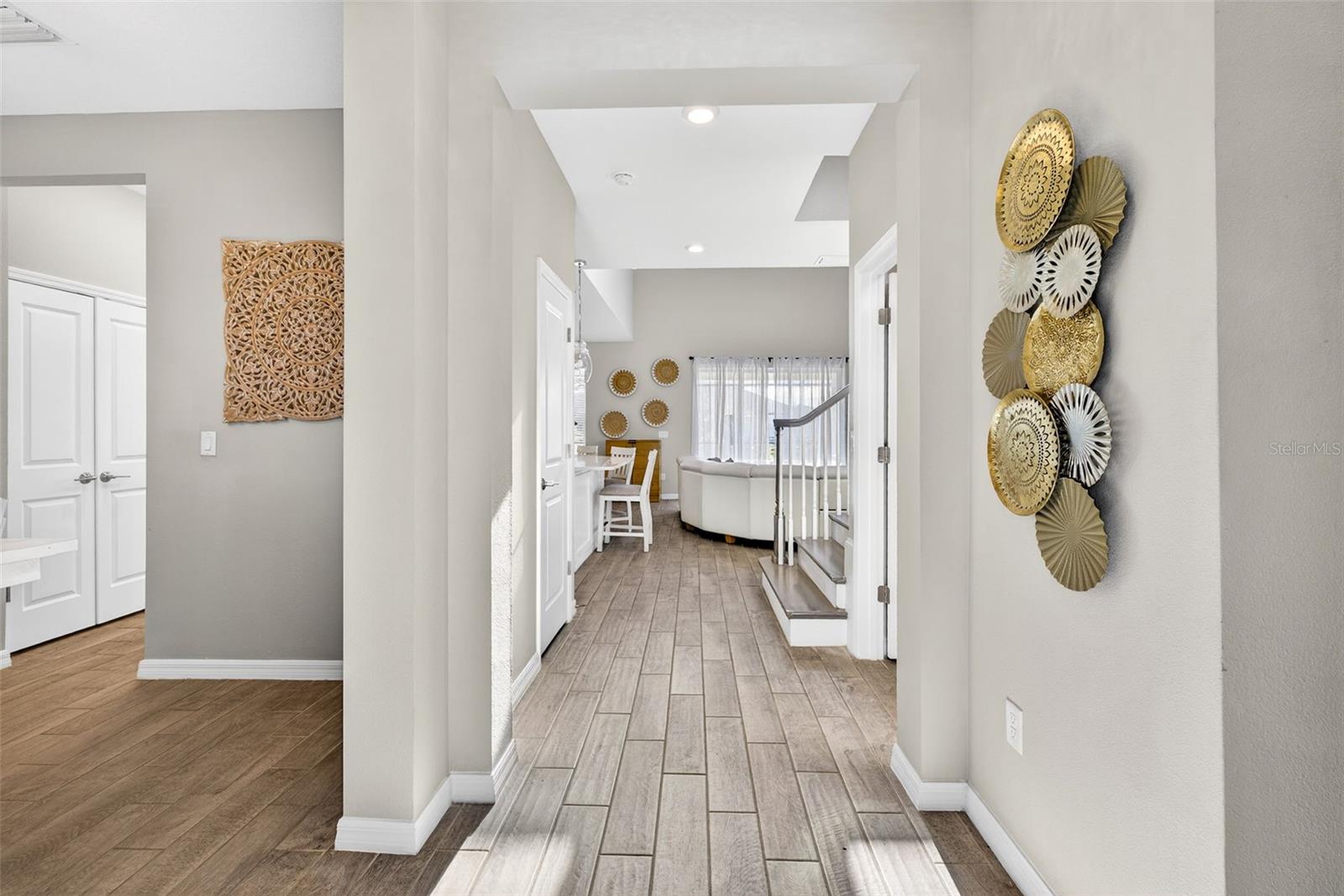 Image 22 of 68 For 33805 Astoria Circle