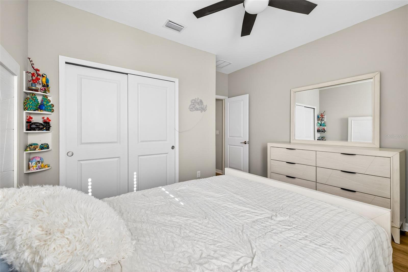 Image 31 of 68 For 33805 Astoria Circle