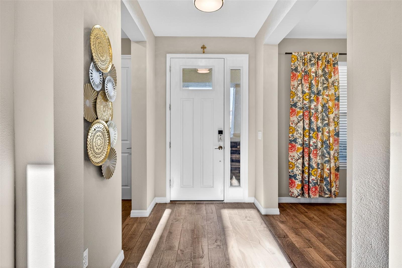 Image 6 of 68 For 33805 Astoria Circle