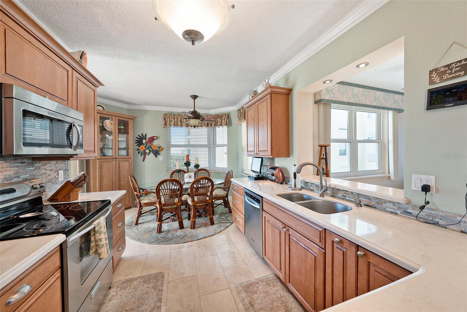 Image 10 of 30 For 7984 Sailboat Key Boulevard S 401