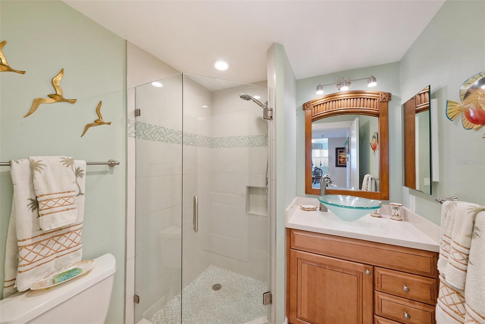 Image 19 of 30 For 7984 Sailboat Key Boulevard S 401