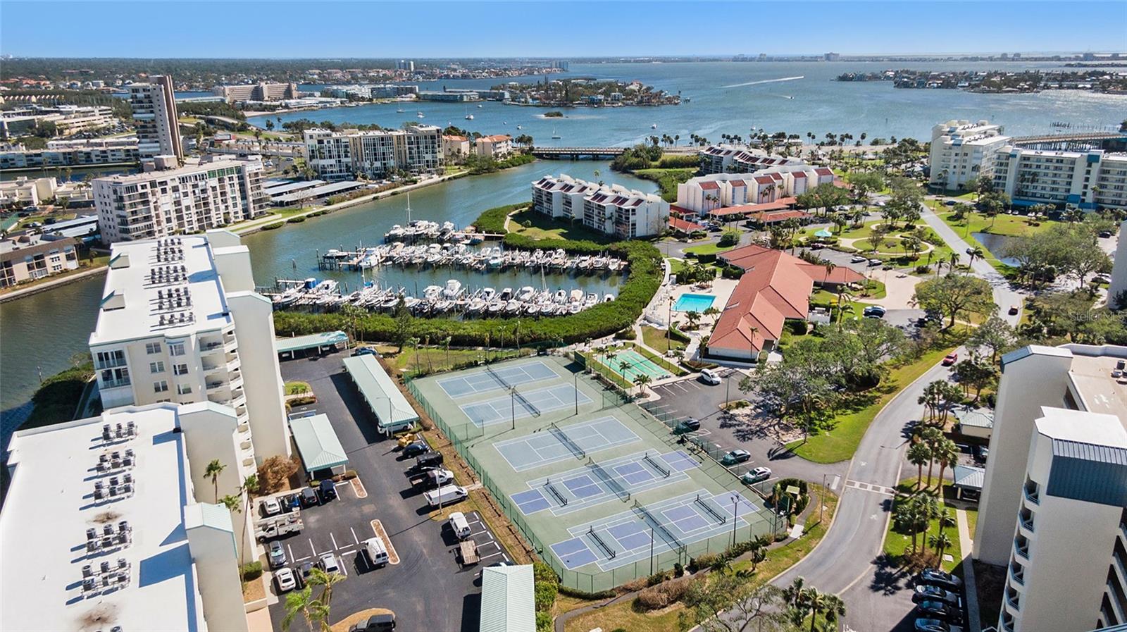 Image 28 of 30 For 7984 Sailboat Key Boulevard S 401