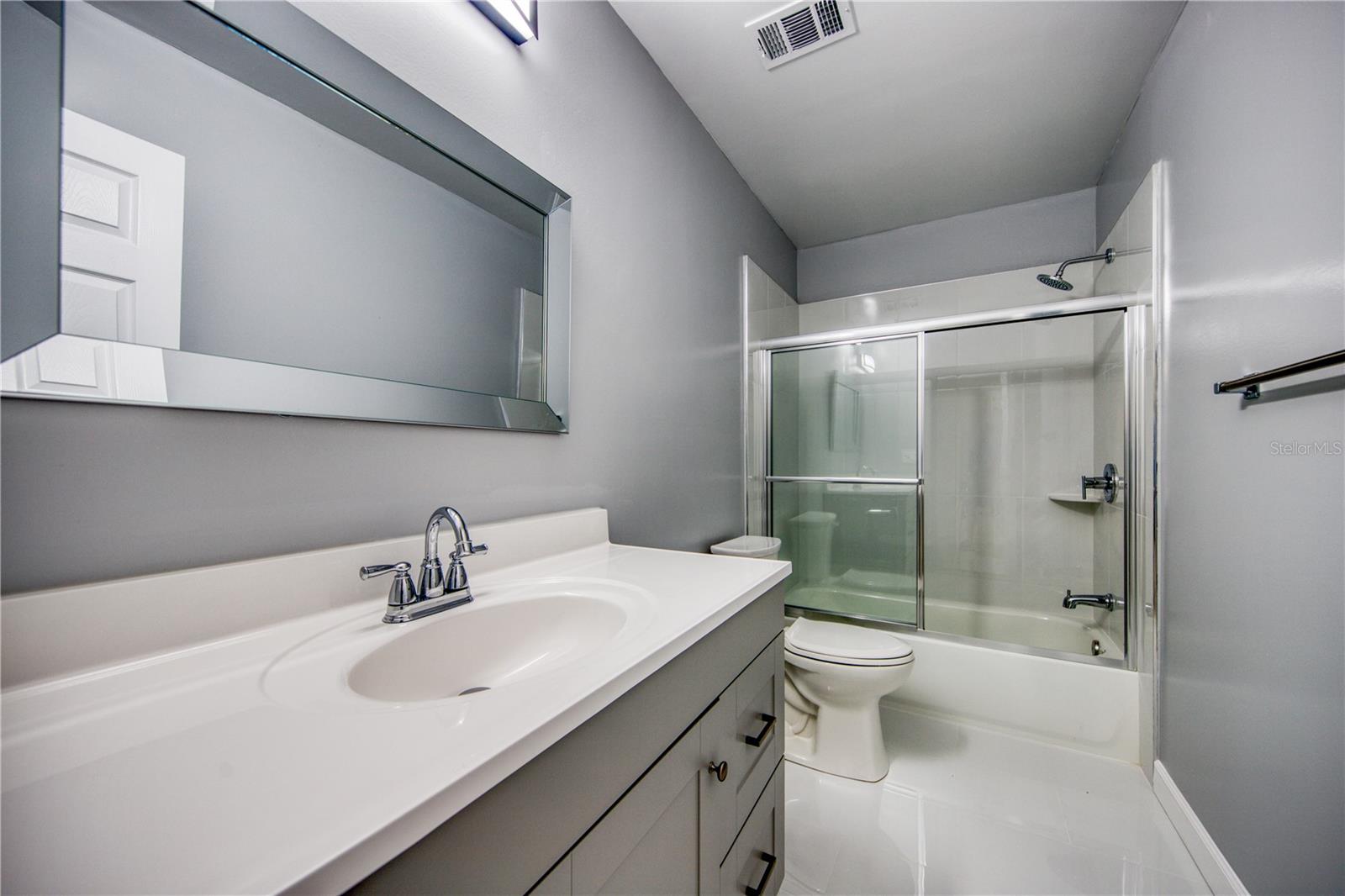 Image 11 of 22 For 106 15th Street