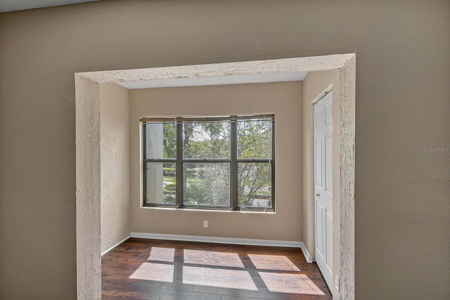 Image 12 of 33 For 2002 Blue Hawk Court 1723