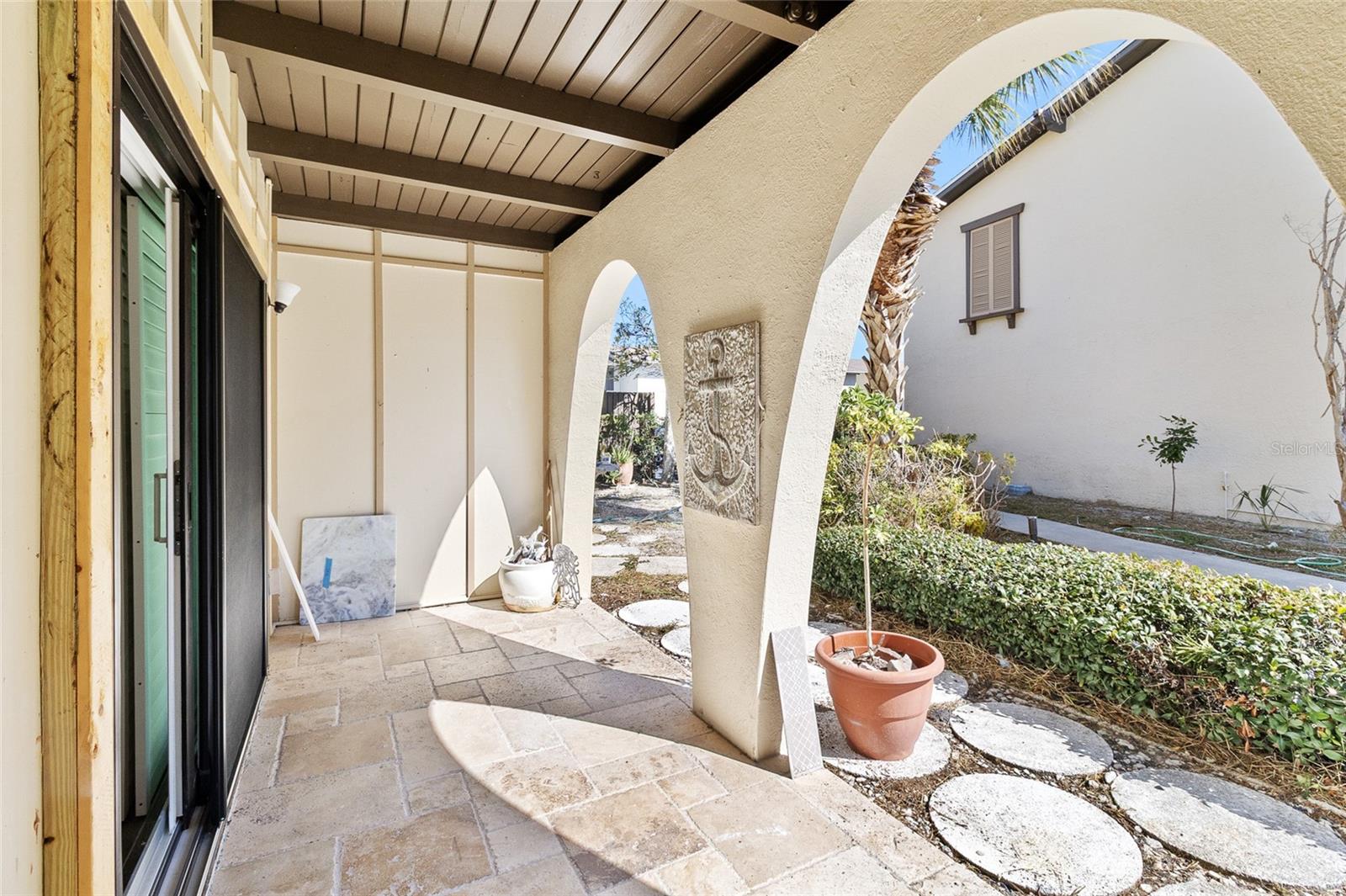 Image 5 of 34 For 505 Plaza Seville Court 9