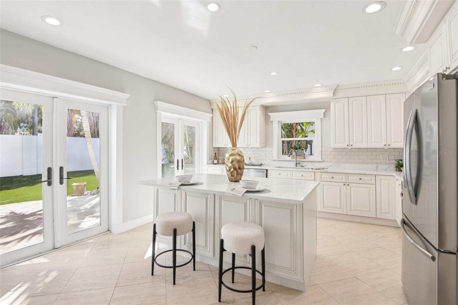 Image 12 of 57 For 104 Palmera Boulevard Ne