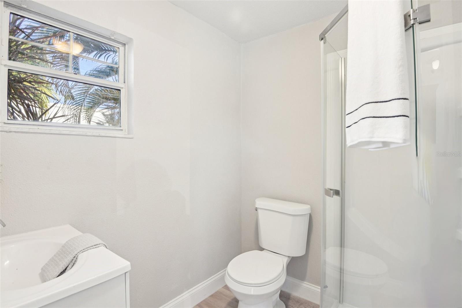 Image 36 of 57 For 104 Palmera Boulevard Ne