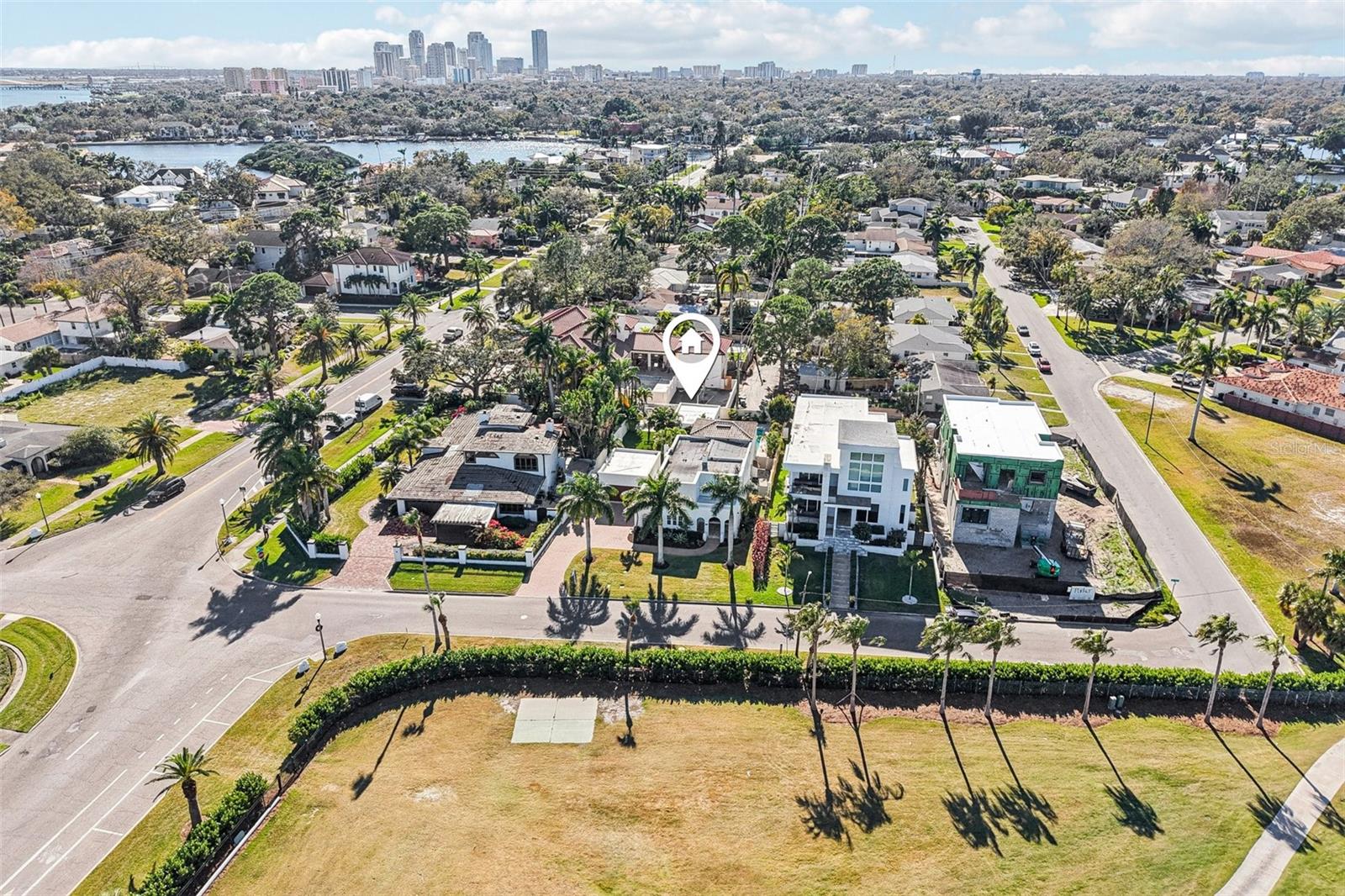 Image 52 of 57 For 104 Palmera Boulevard Ne