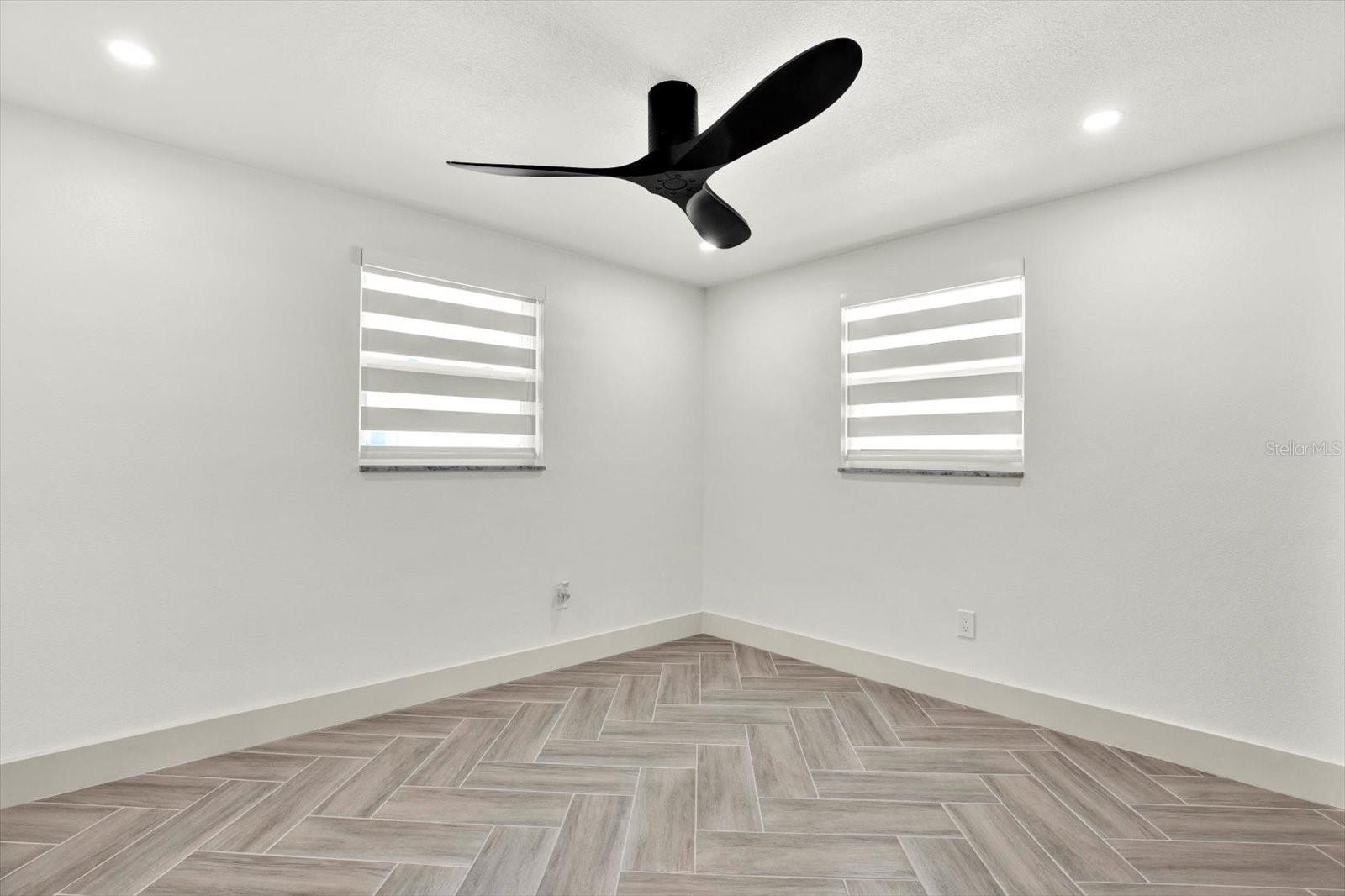 Image 15 of 38 For 4745 Guardian Avenue