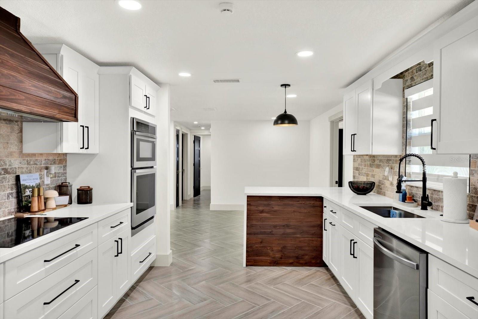 Image 25 of 38 For 4745 Guardian Avenue