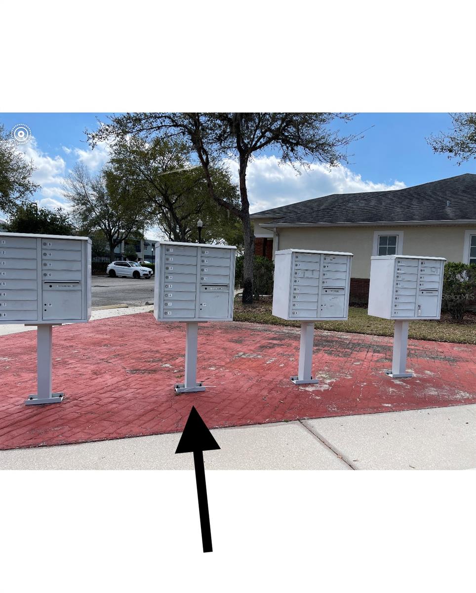 Listing photo id 14 for 2607 Windguard Circle 101