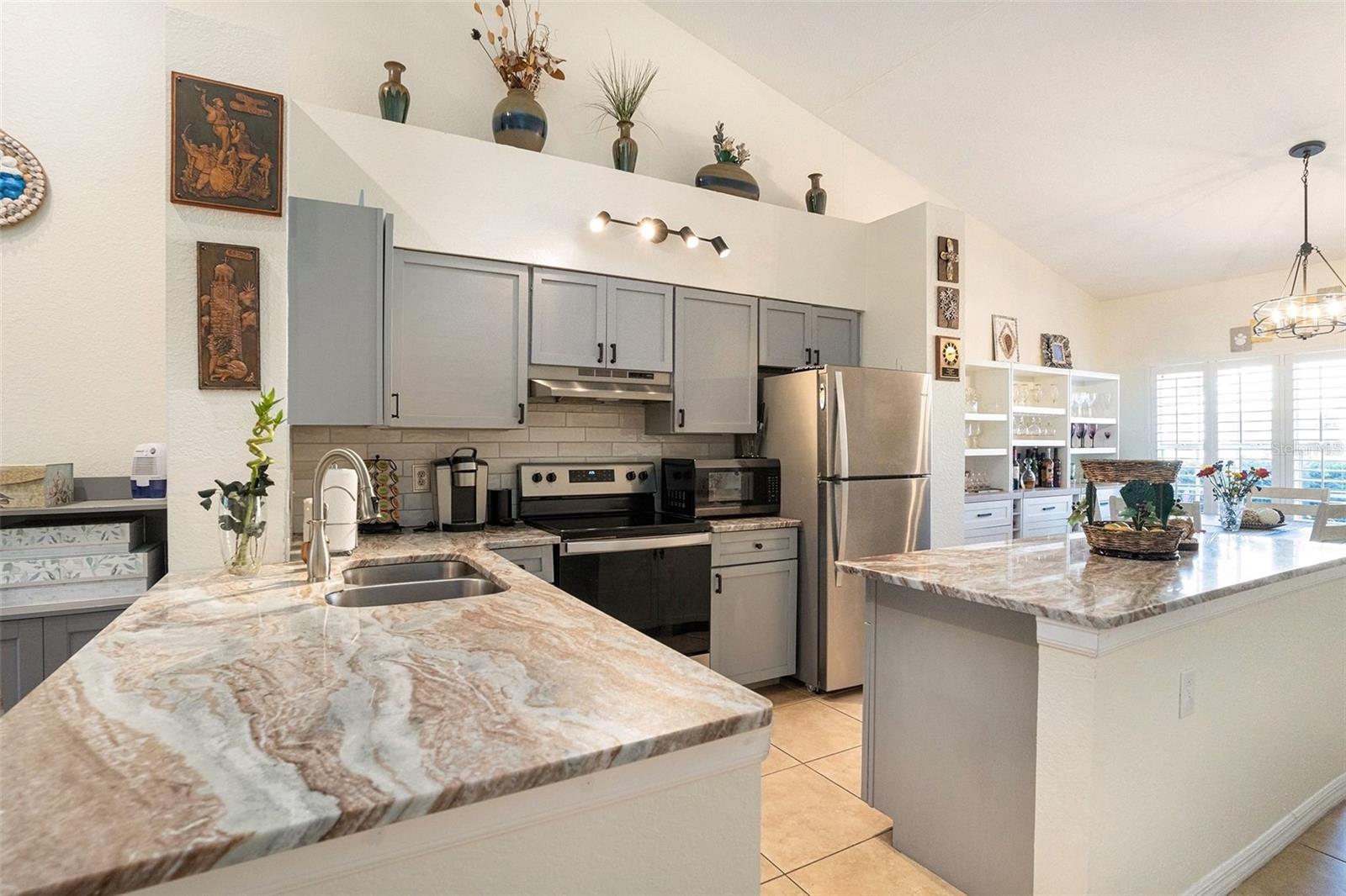 Image 15 of 35 For 3588 Wembley Way 103