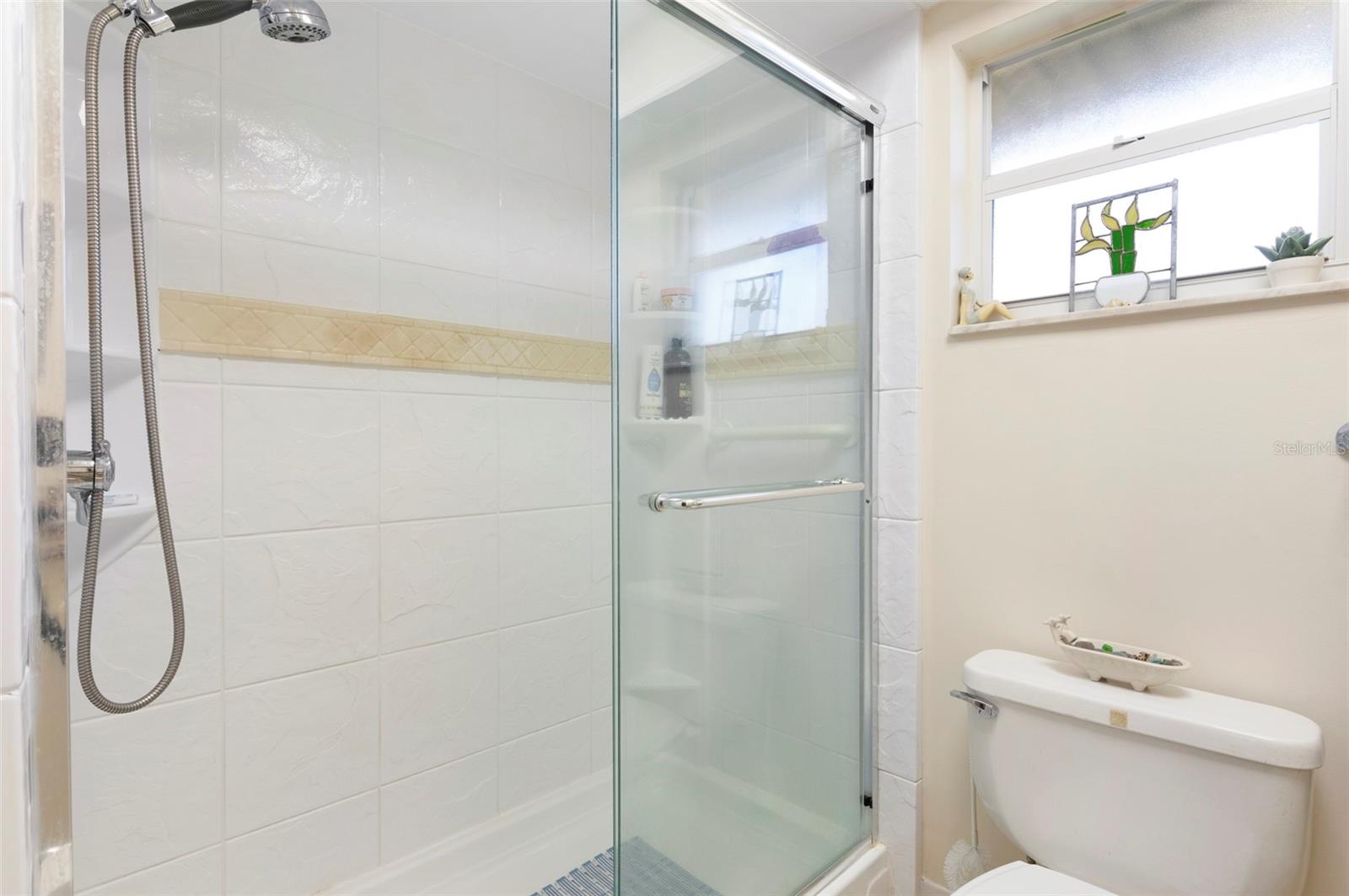 Image 25 of 43 For 1845 72nd Avenue Ne