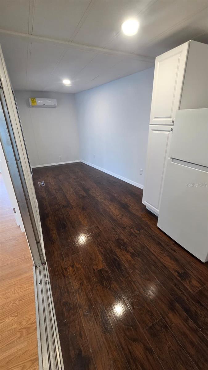 Image 13 of 13 For 7030 Garside Dr