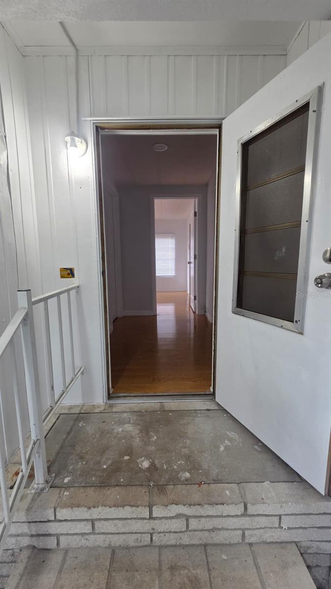 Image 4 of 13 For 7030 Garside Dr