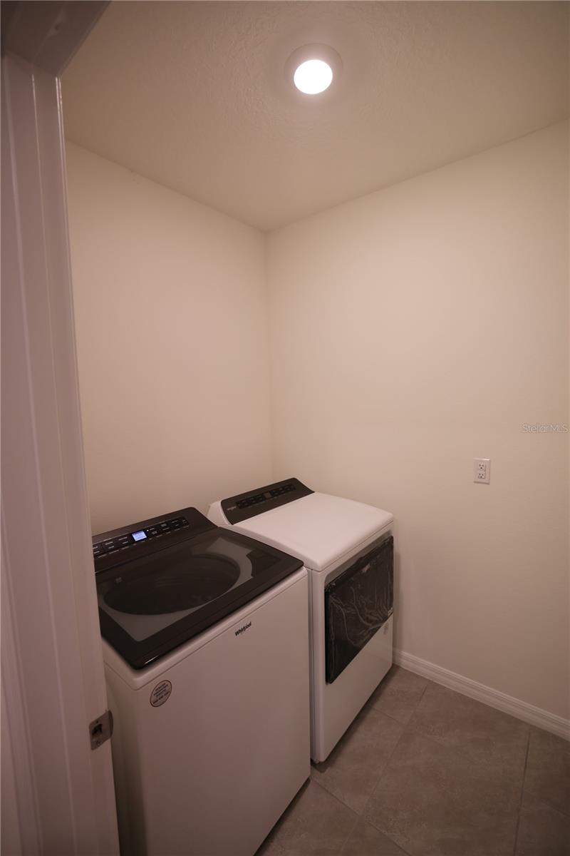 Image 11 of 18 For 2803 Lotus Flower Trail