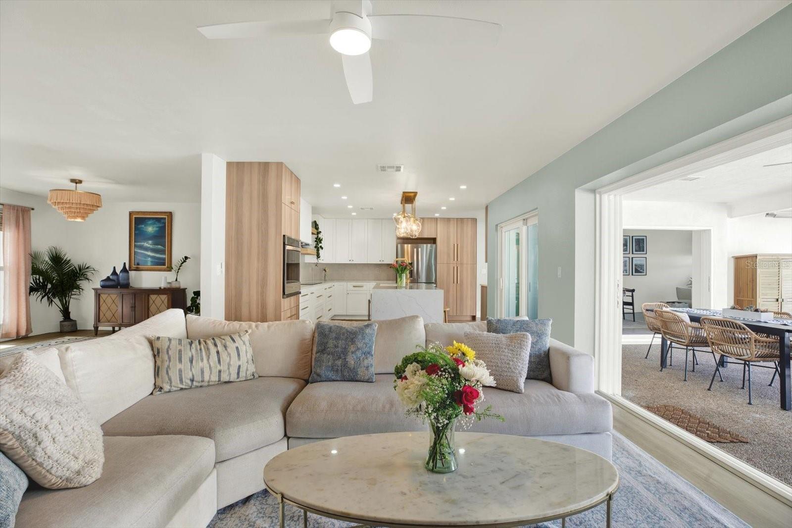 Image 11 of 53 For 2021 Spanish Pines Drive