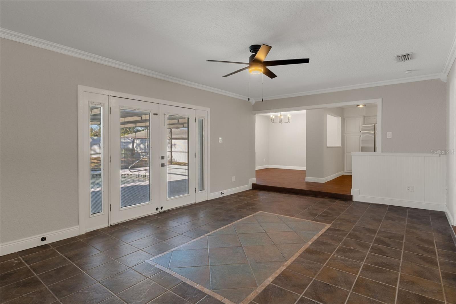 Image 11 of 46 For 7337 Price Street