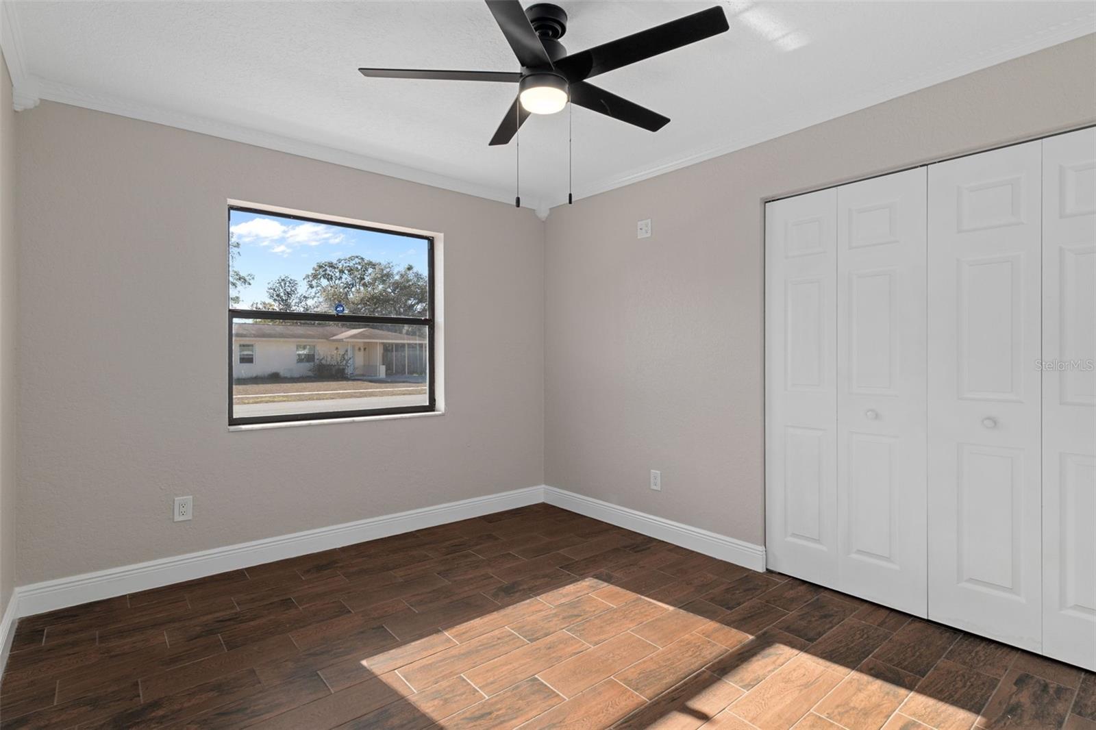 Image 25 of 46 For 7337 Price Street