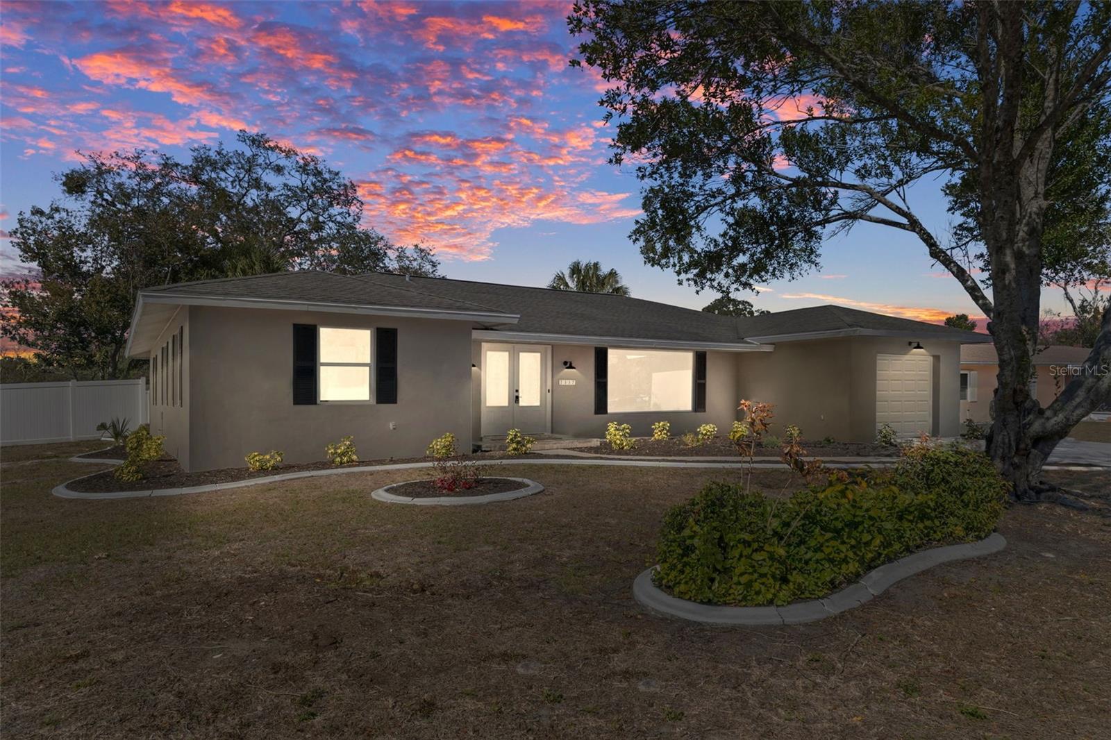 Image 45 of 46 For 7337 Price Street