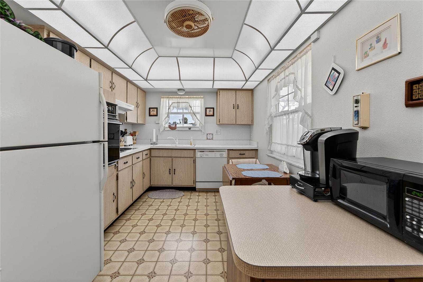 Image 13 of 41 For 1607 Council Drive