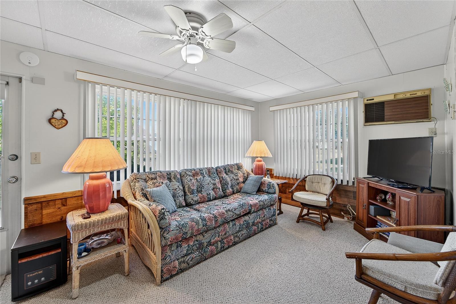 Image 24 of 41 For 1607 Council Drive