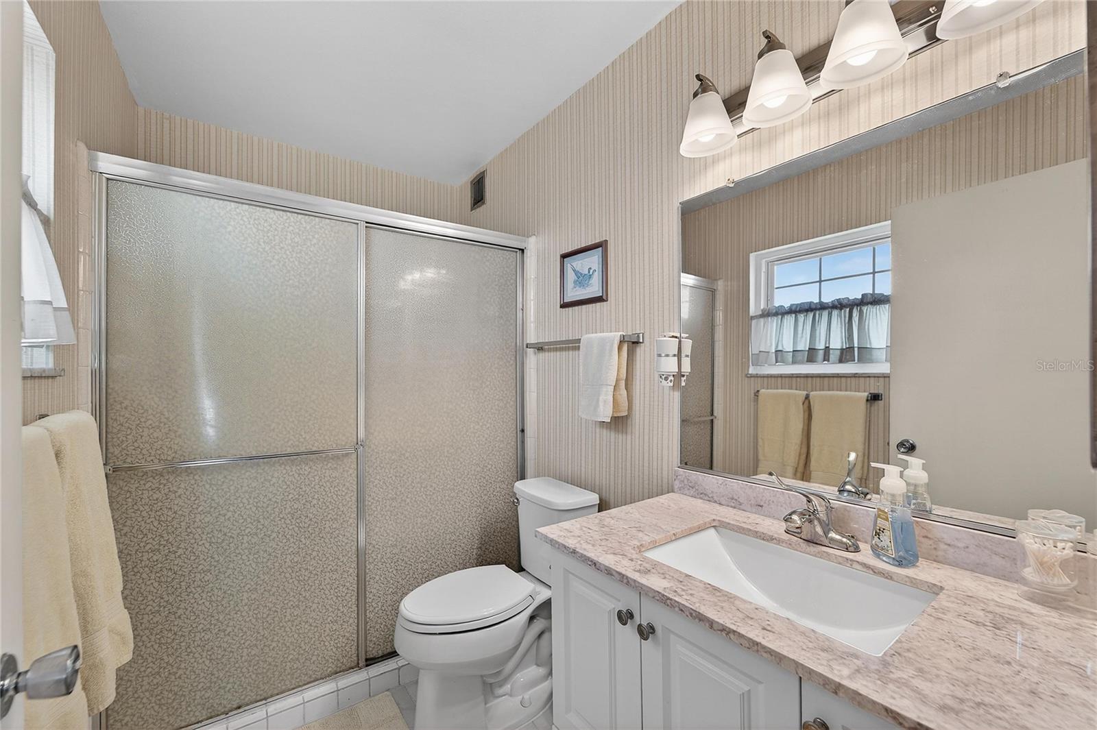 Image 30 of 41 For 1607 Council Drive