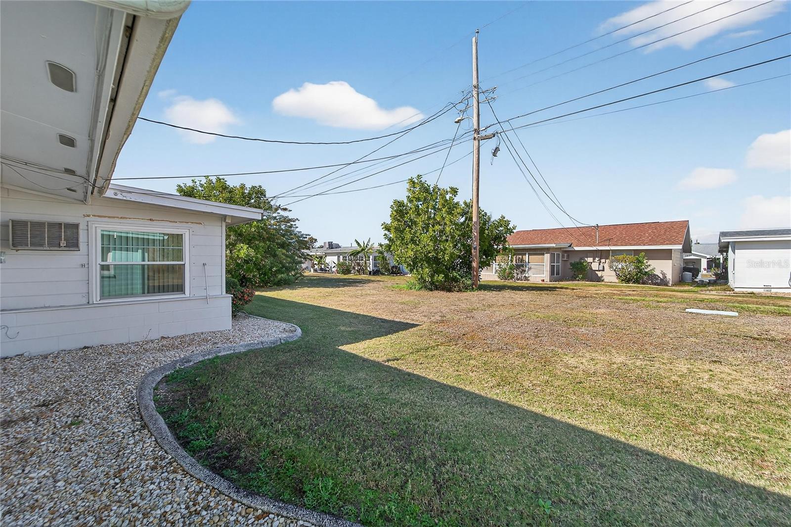 Image 38 of 41 For 1607 Council Drive