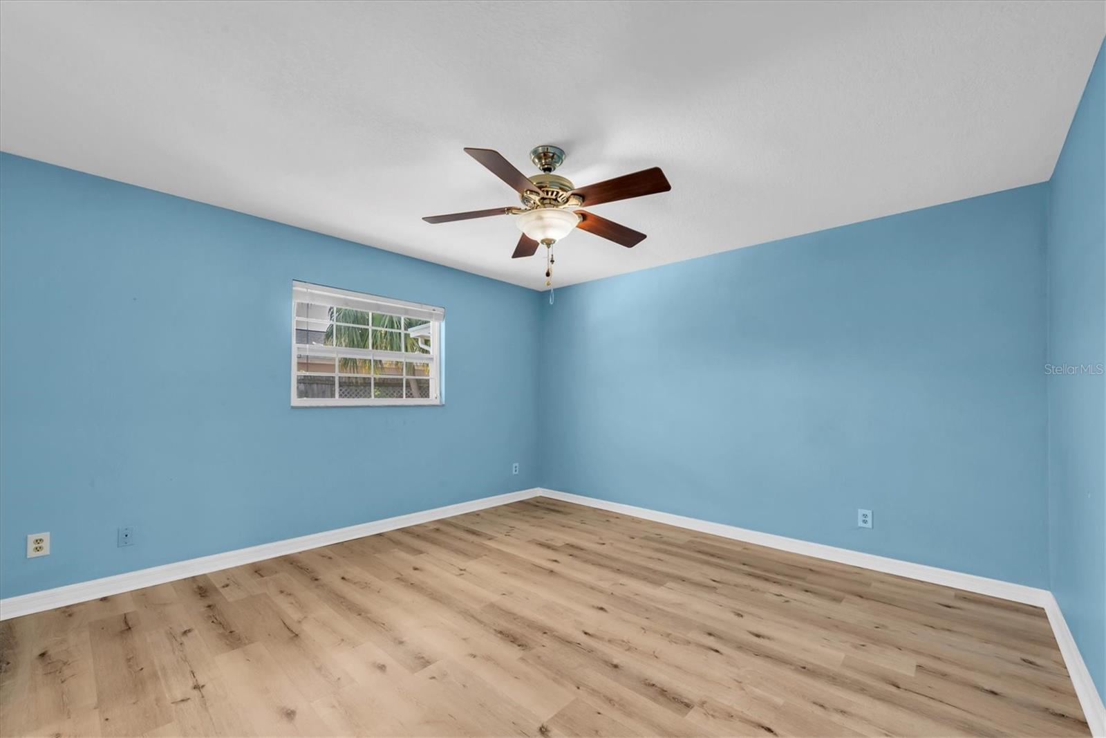 Image 11 of 24 For 13400 91st Avenue