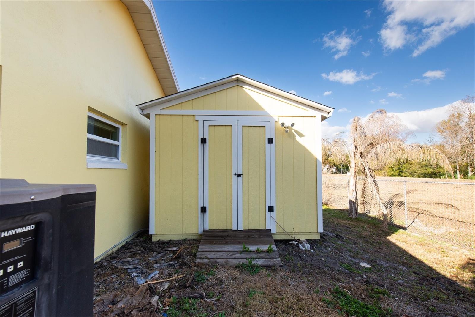 Image 21 of 24 For 13400 91st Avenue