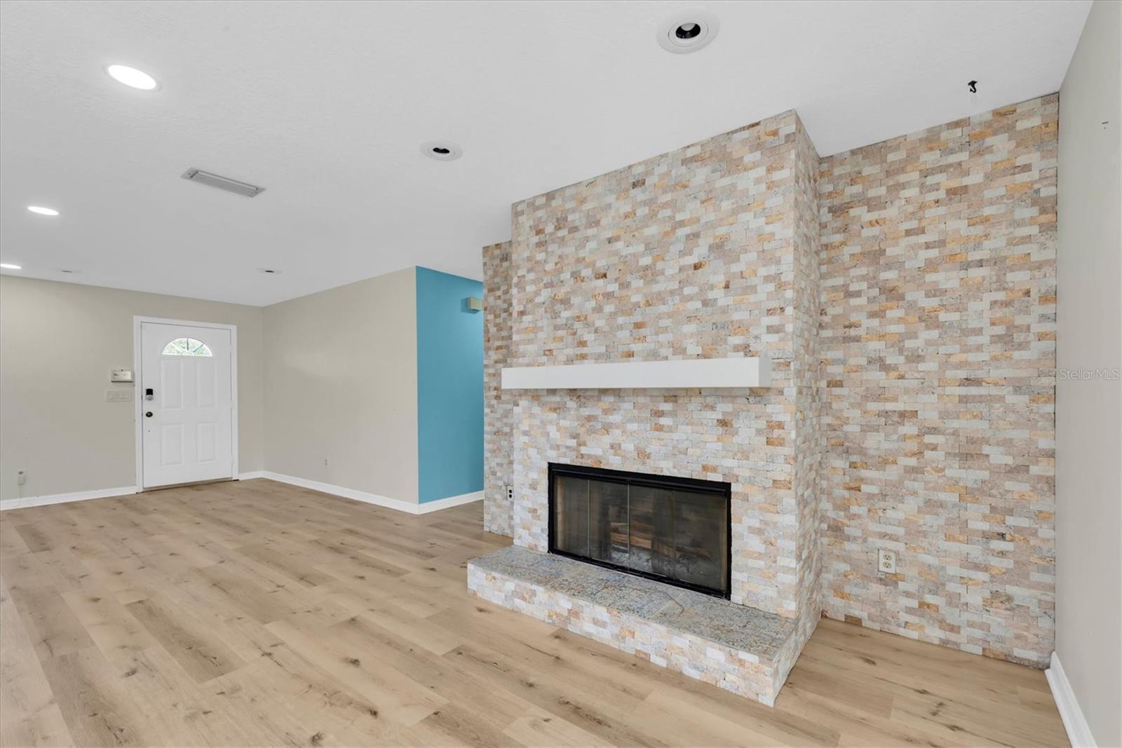 Image 4 of 24 For 13400 91st Avenue