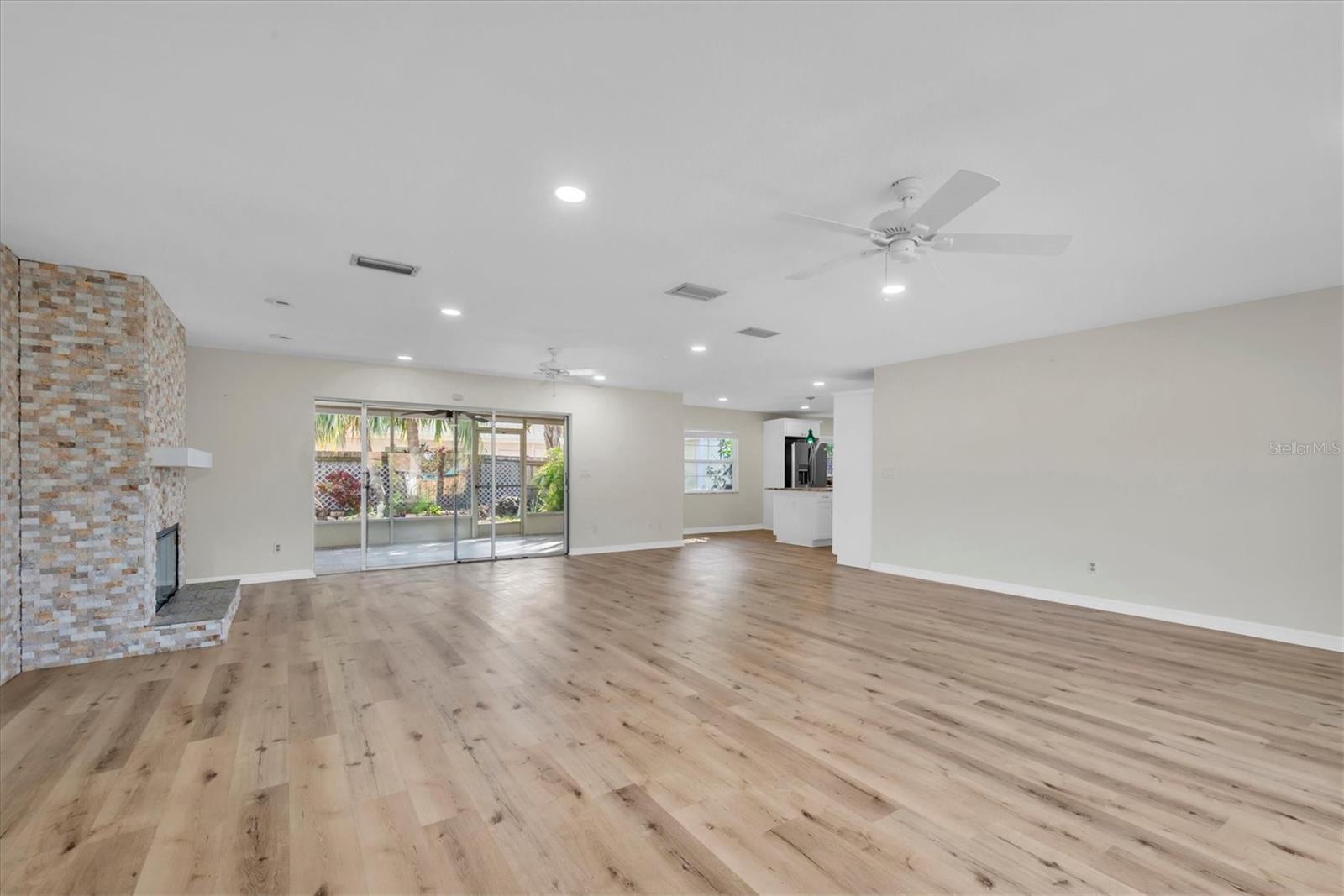 Image 7 of 24 For 13400 91st Avenue