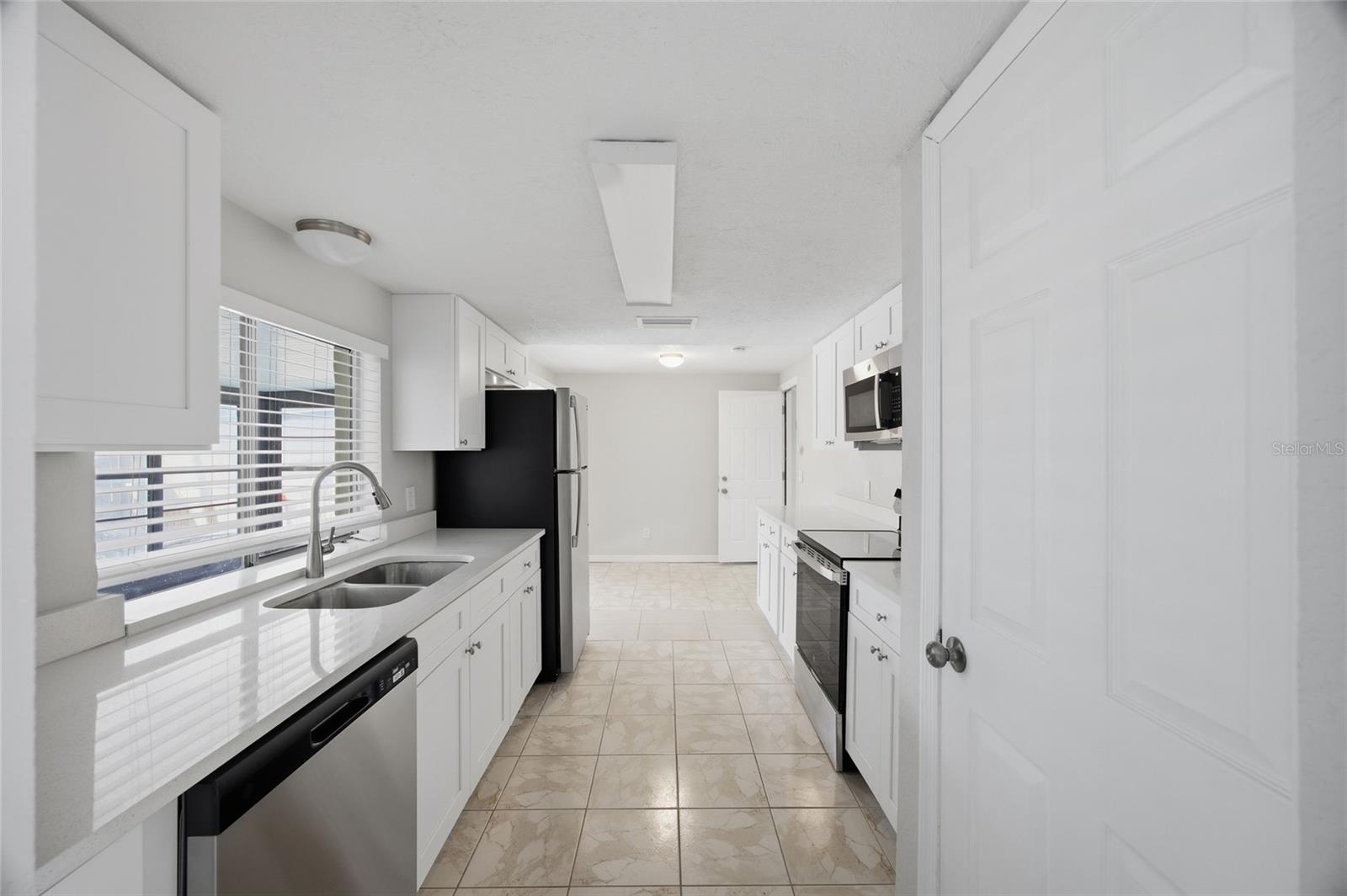 Image 8 of 30 For 6204 Westport Drive