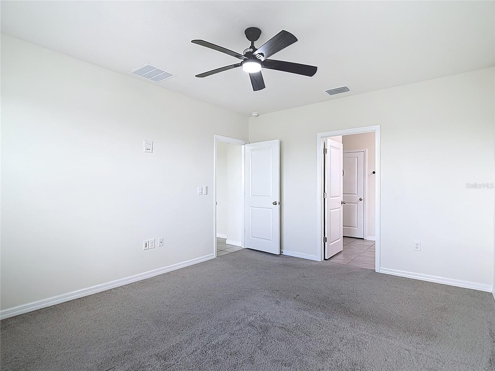 Image 32 of 63 For 2682 Common Fig Run