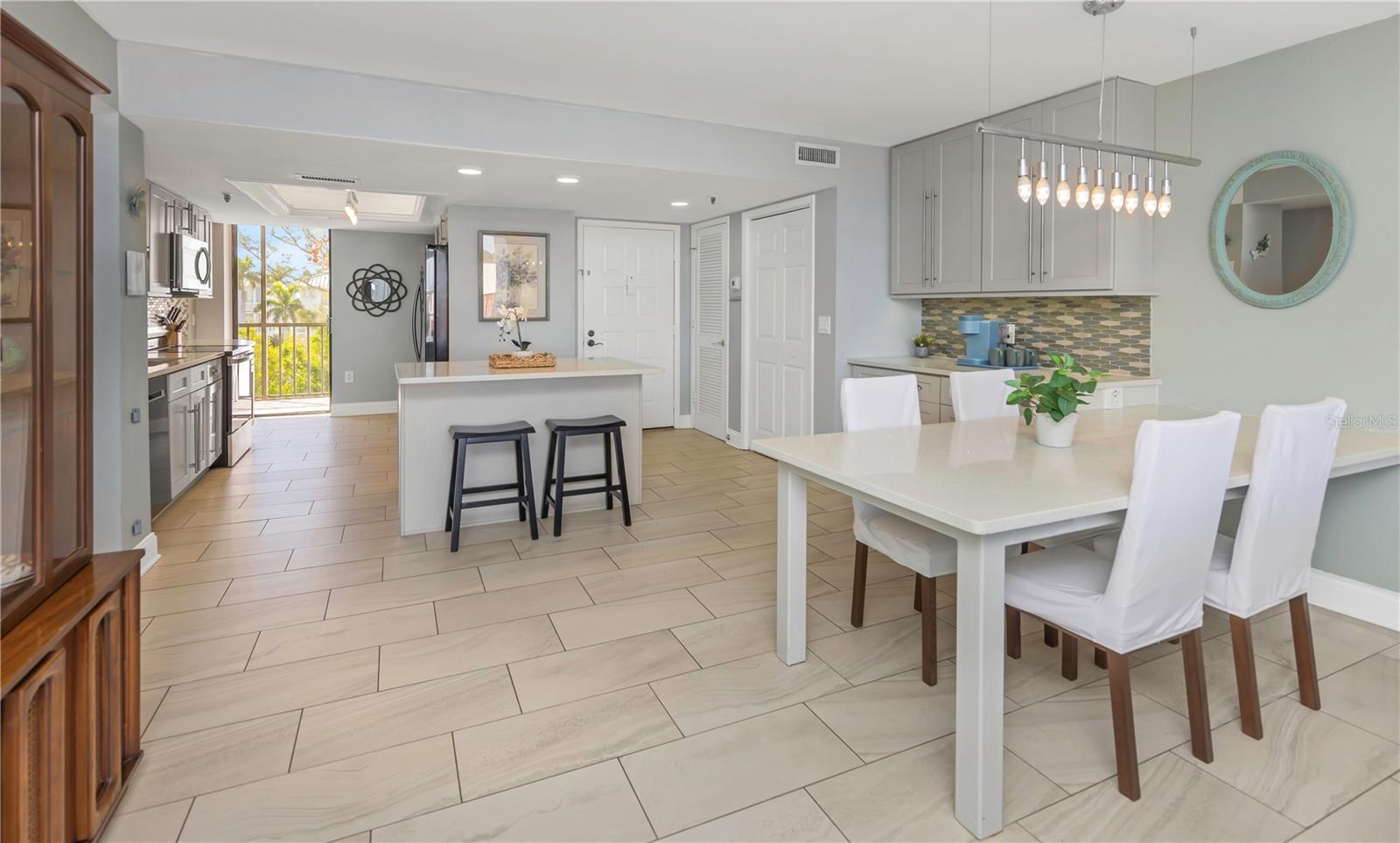 Image 12 of 42 For 19111 Vista Bay Drive 304