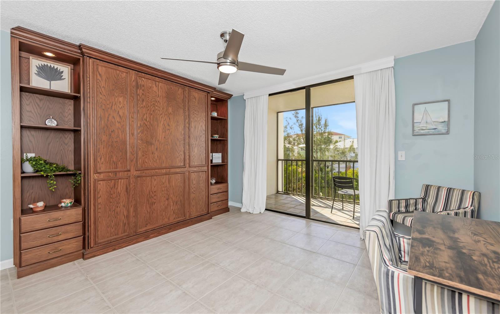 Image 21 of 42 For 19111 Vista Bay Drive 304