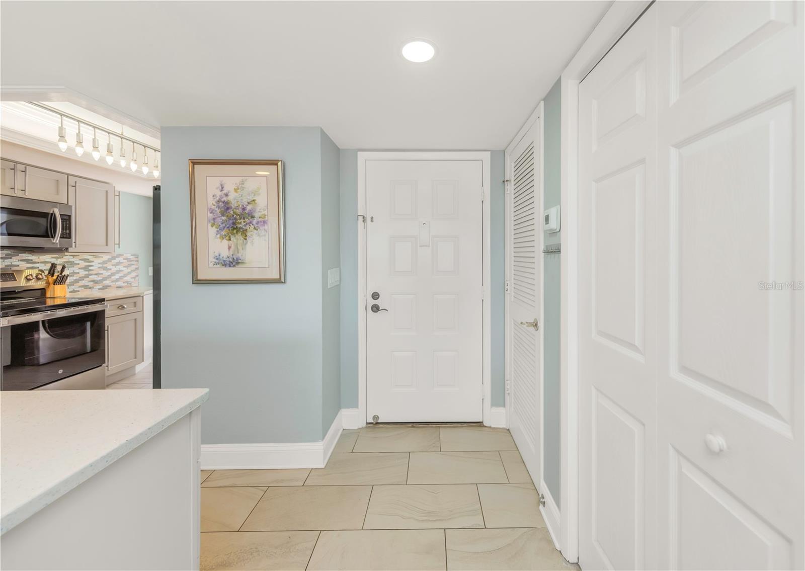 Image 5 of 42 For 19111 Vista Bay Drive 304